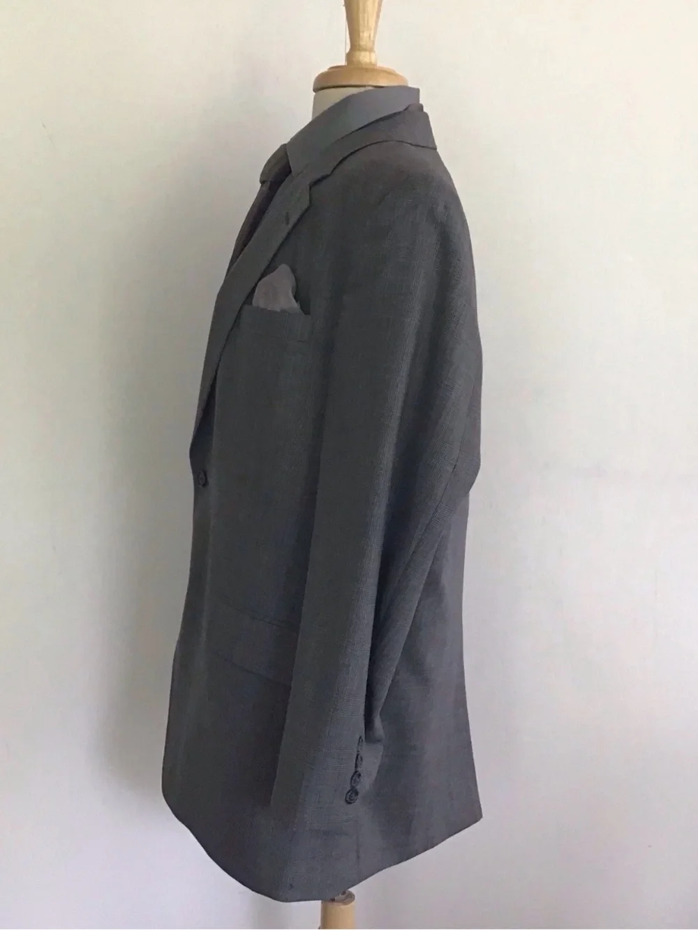 Jos. A. Bank Gray Wool Windowpane Plaid Two Button Notch Collar Blazer 43R EUC